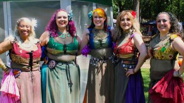 Luna Alegria Dancers