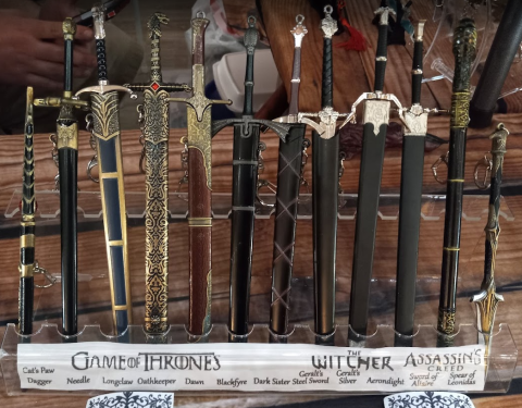 Witcher-Game of Thrones